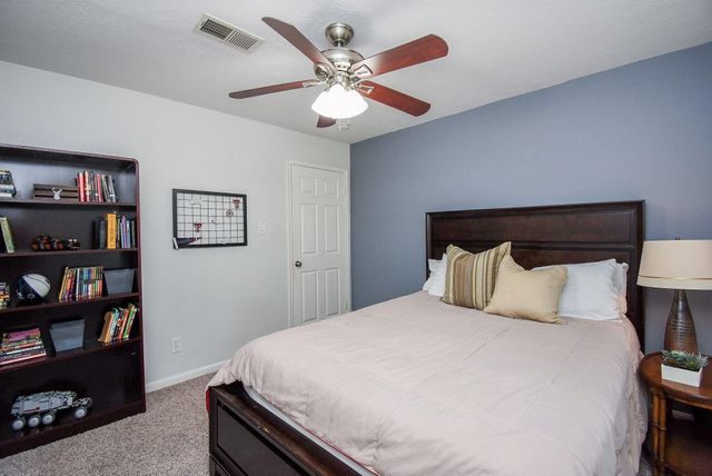 2930 Kevin Lane, Houston, TX 77043