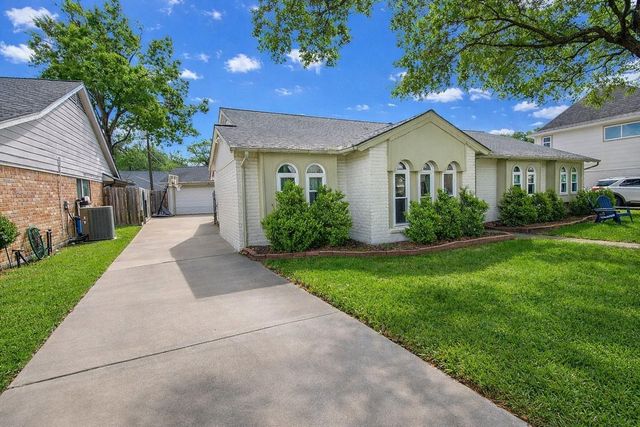 2930 Kevin Lane, Houston, TX 77043