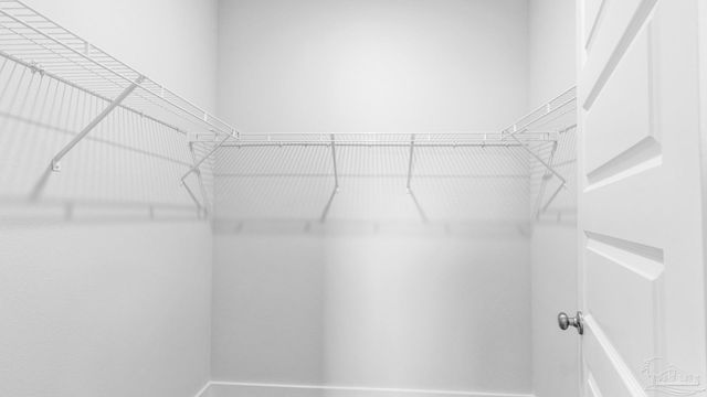 8134 Fox Hunt Dr, Milton, FL 32583