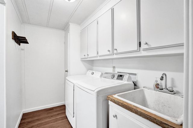21411 NW 3rd Street, Pembroke Pines, FL 33029