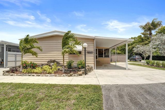 21411 NW 3rd Street, Pembroke Pines, FL 33029