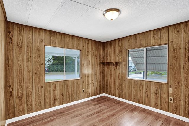 21411 NW 3rd Street, Pembroke Pines, FL 33029
