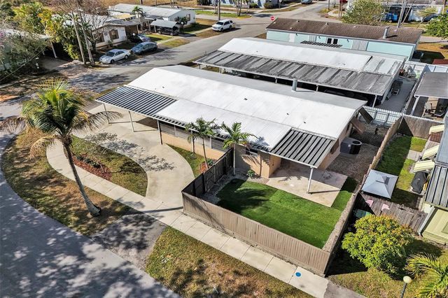 21411 NW 3rd Street, Pembroke Pines, FL 33029