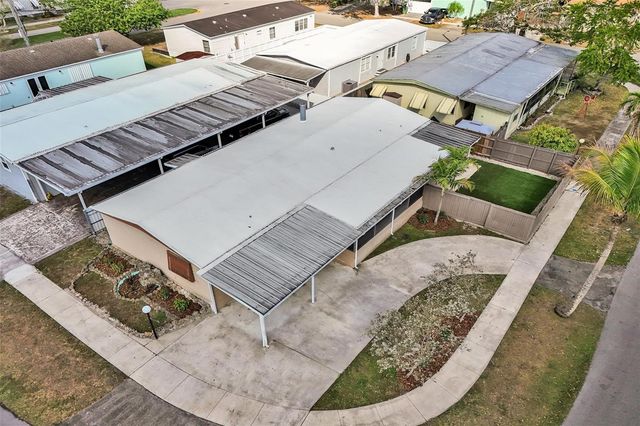 21411 NW 3rd Street, Pembroke Pines, FL 33029