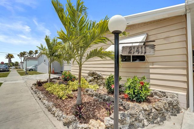 21411 NW 3rd Street, Pembroke Pines, FL 33029