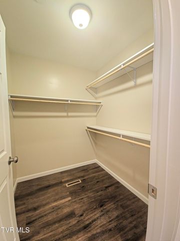 602 North Holston River Drive, 2, Kingsport, TN 37660