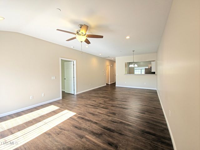 602 North Holston River Drive, 2, Kingsport, TN 37660