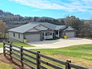 602 North Holston River Drive, 2, Kingsport, TN 37660