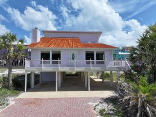 8147 White Sands Boulevard, Navarre, FL 32566