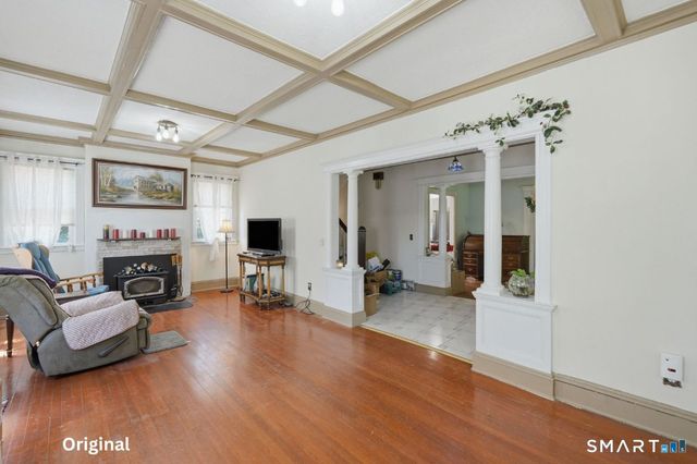 29 Woodland Avenue, Bloomfield, CT 06002