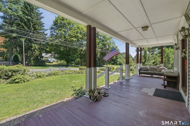 29 Woodland Avenue, Bloomfield, CT 06002