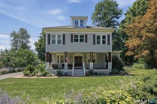 29 Woodland Avenue, Bloomfield, CT 06002