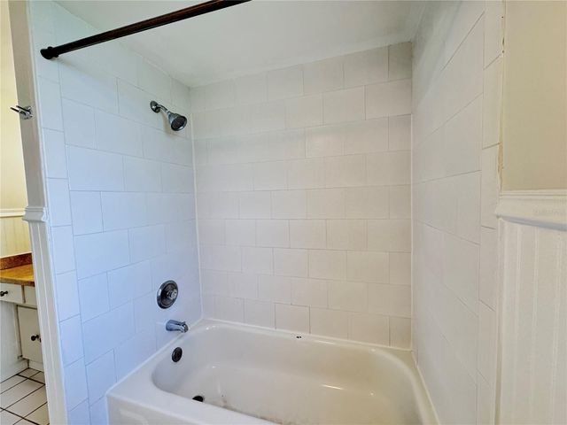 1000 S SEMORAN BOULEVARD 305, Winter Park, FL 32792