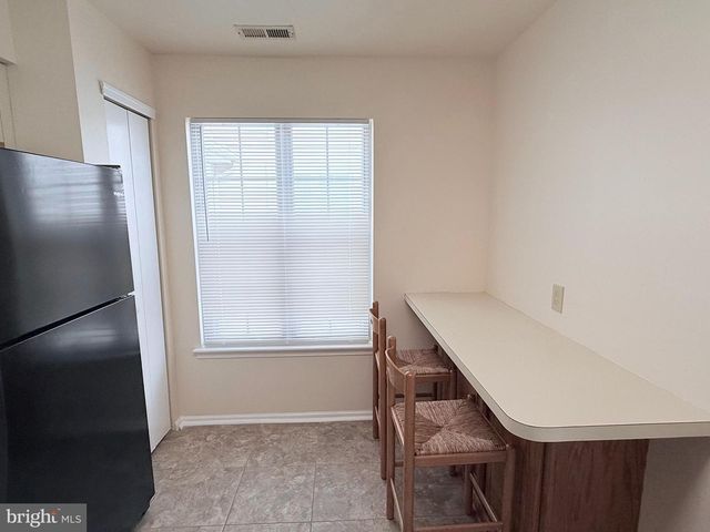 116-B THORNWOOD DR, Mount Laurel, NJ 08054