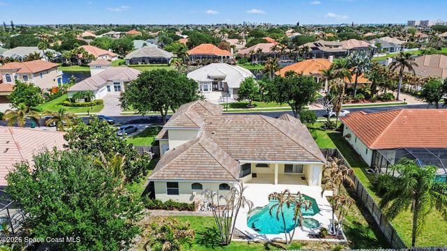 333 Flanders Drive, Indialantic, FL 32903