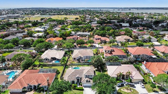 333 Flanders Drive, Indialantic, FL 32903