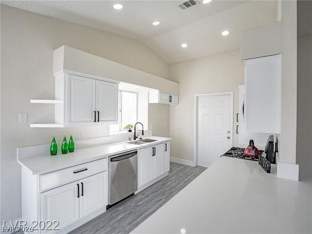 849 Brahma Lane, Henderson, NV 89002