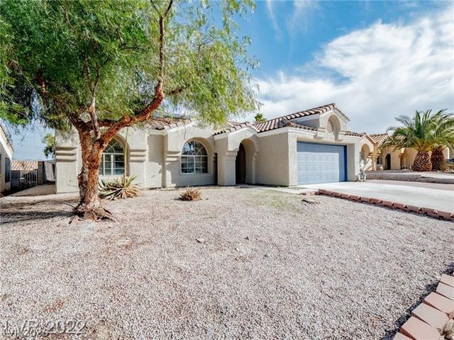 849 Brahma Lane, Henderson, NV 89002