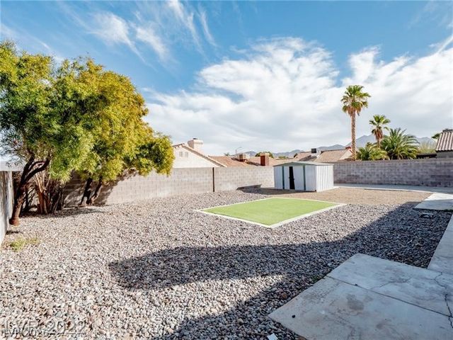 849 Brahma Lane, Henderson, NV 89002