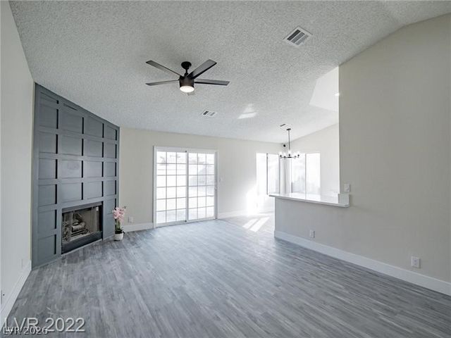 849 Brahma Lane, Henderson, NV 89002