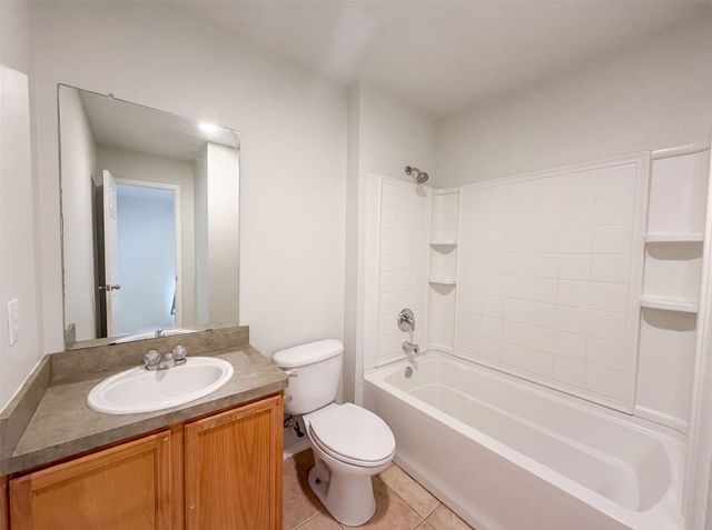 10636 Traymore Drive, Fort Worth, TX 76244