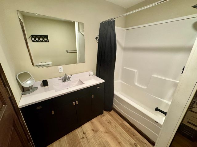 101 E North Avenue, Luck, WI 54853