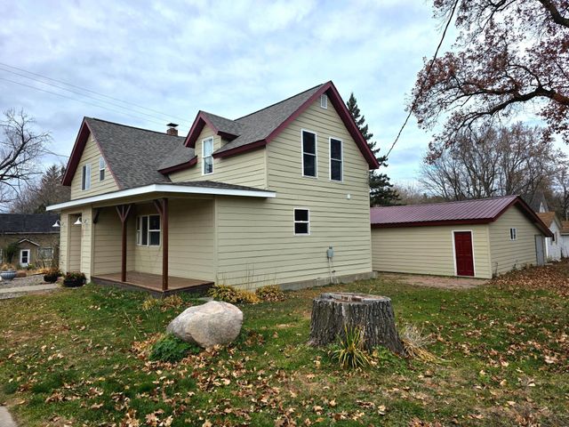 101 E North Avenue, Luck, WI 54853