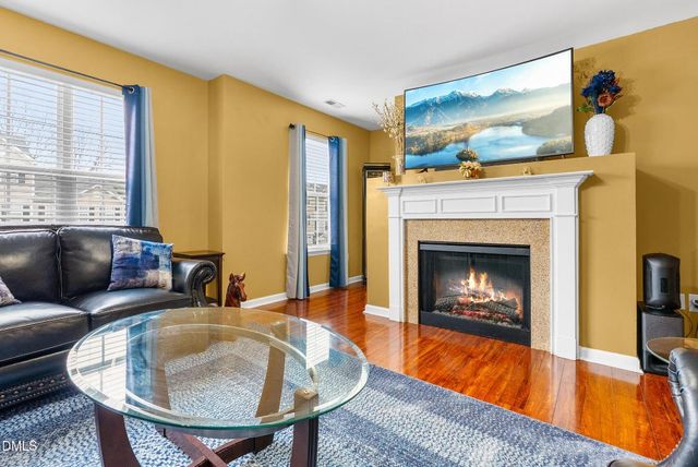 8840 Thornton Town Place, Raleigh, NC 27616