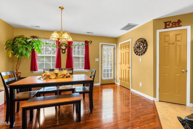 8840 Thornton Town Place, Raleigh, NC 27616