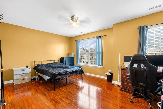 8840 Thornton Town Place, Raleigh, NC 27616