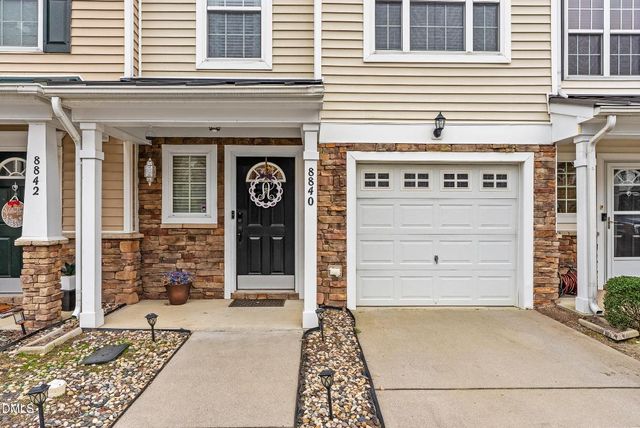 8840 Thornton Town Place, Raleigh, NC 27616