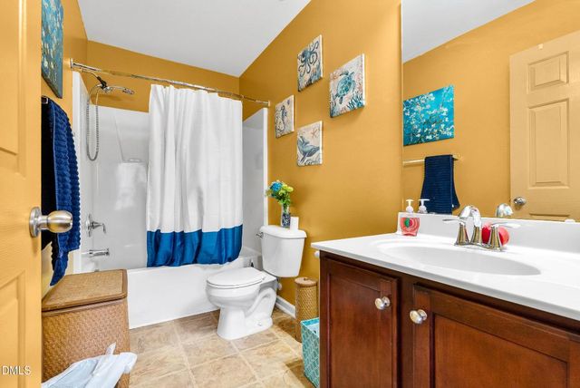 8840 Thornton Town Place, Raleigh, NC 27616