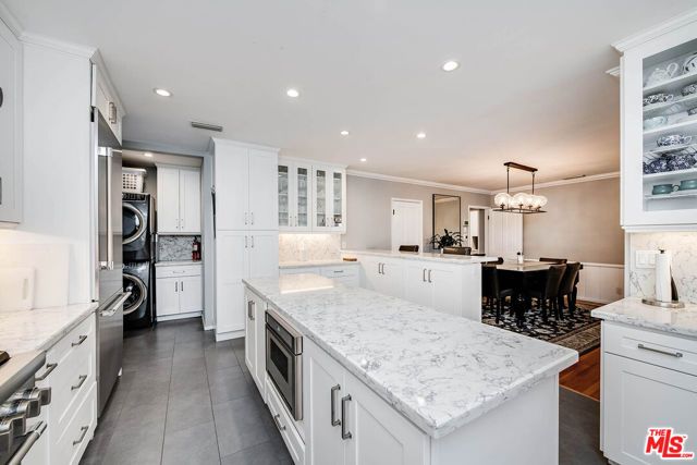 4134 W Mcfarlane Avenue, Burbank, CA 91505