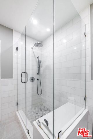 4134 W Mcfarlane Avenue, Burbank, CA 91505