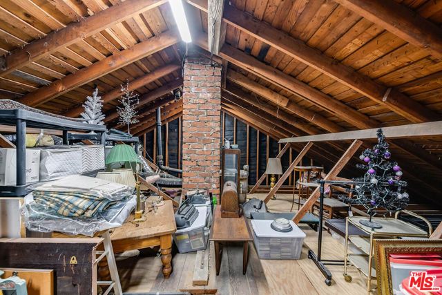 4134 W Mcfarlane Avenue, Burbank, CA 91505