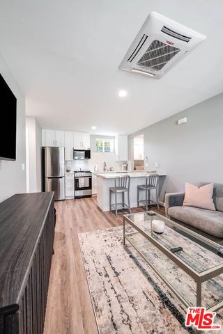 4134 W Mcfarlane Avenue, Burbank, CA 91505