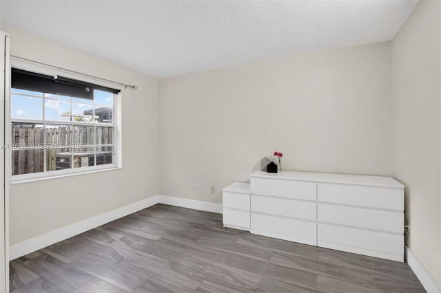 4981 SW 122nd Ter, Cooper City, FL 33330