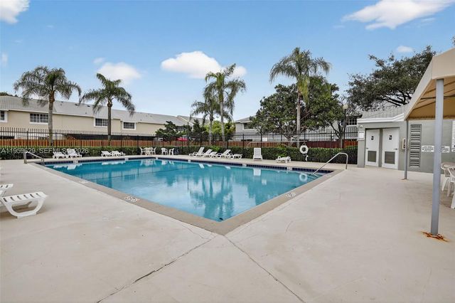 4981 SW 122nd Ter, Cooper City, FL 33330