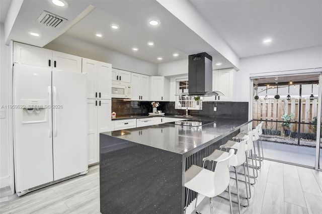 4981 SW 122nd Ter, Cooper City, FL 33330