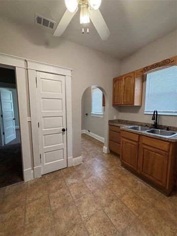 1044 W 11TH STREET, Lakeland, FL 33805