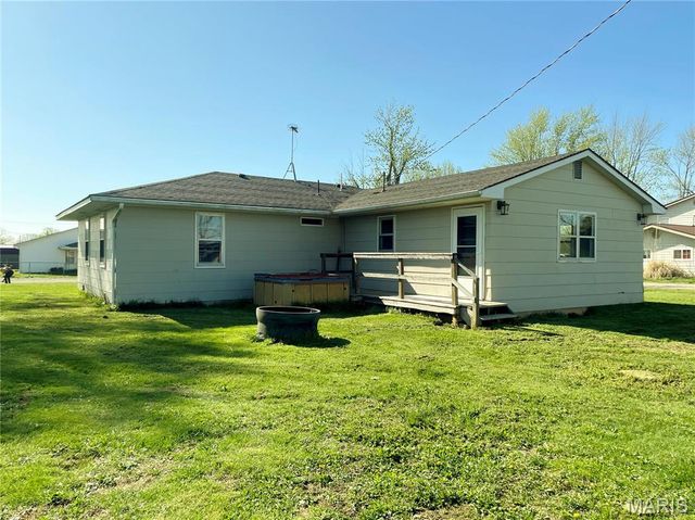 708 Locust Street, Edgar Springs, MO 65462