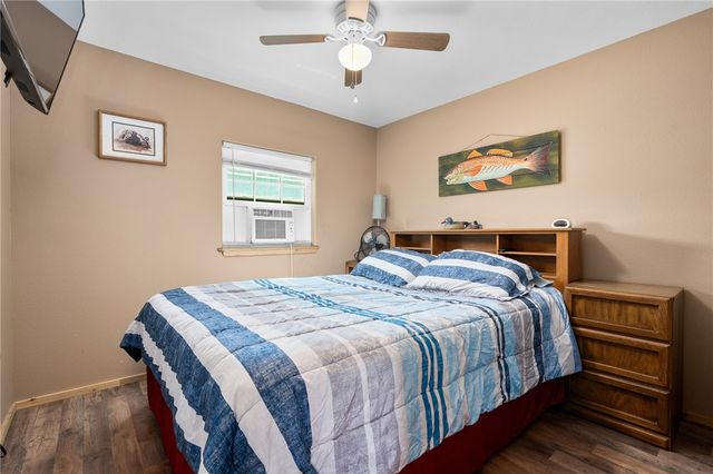 108 Palmetto Point, Rockport, TX 78382