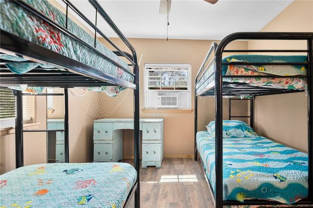 108 Palmetto Point, Rockport, TX 78382