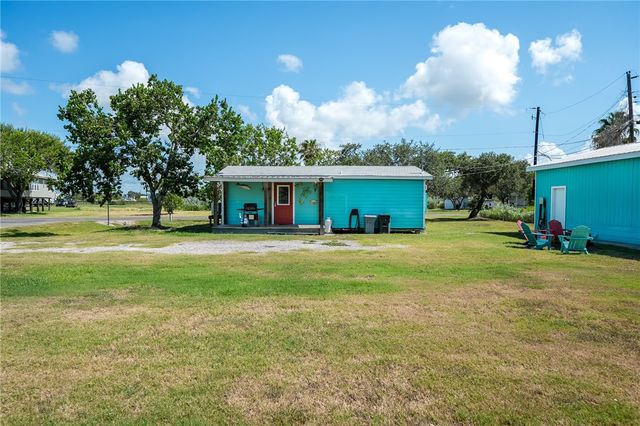108 Palmetto Point, Rockport, TX 78382