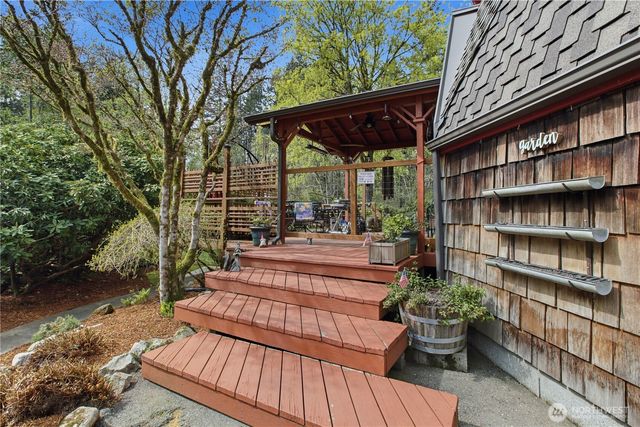 13722 88th Avenue Ct NW, Gig Harbor, WA 98329