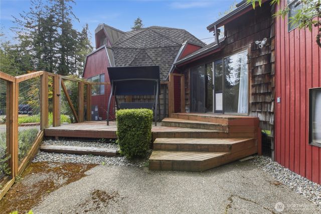 13722 88th Avenue Ct NW, Gig Harbor, WA 98329