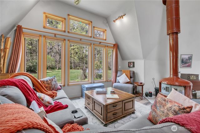 13722 88th Avenue Ct NW, Gig Harbor, WA 98329