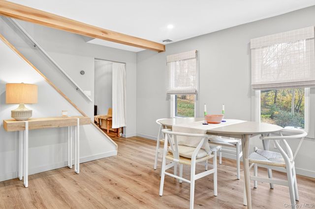 39 N Broadway, Esopus, NY 12401