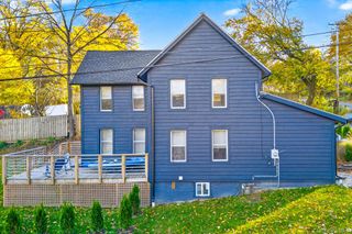 39 N Broadway, Esopus, NY 12401