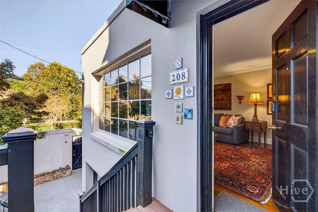 Image 16 of property listing at 208 E Liberty Street, Savannah, GA 31401